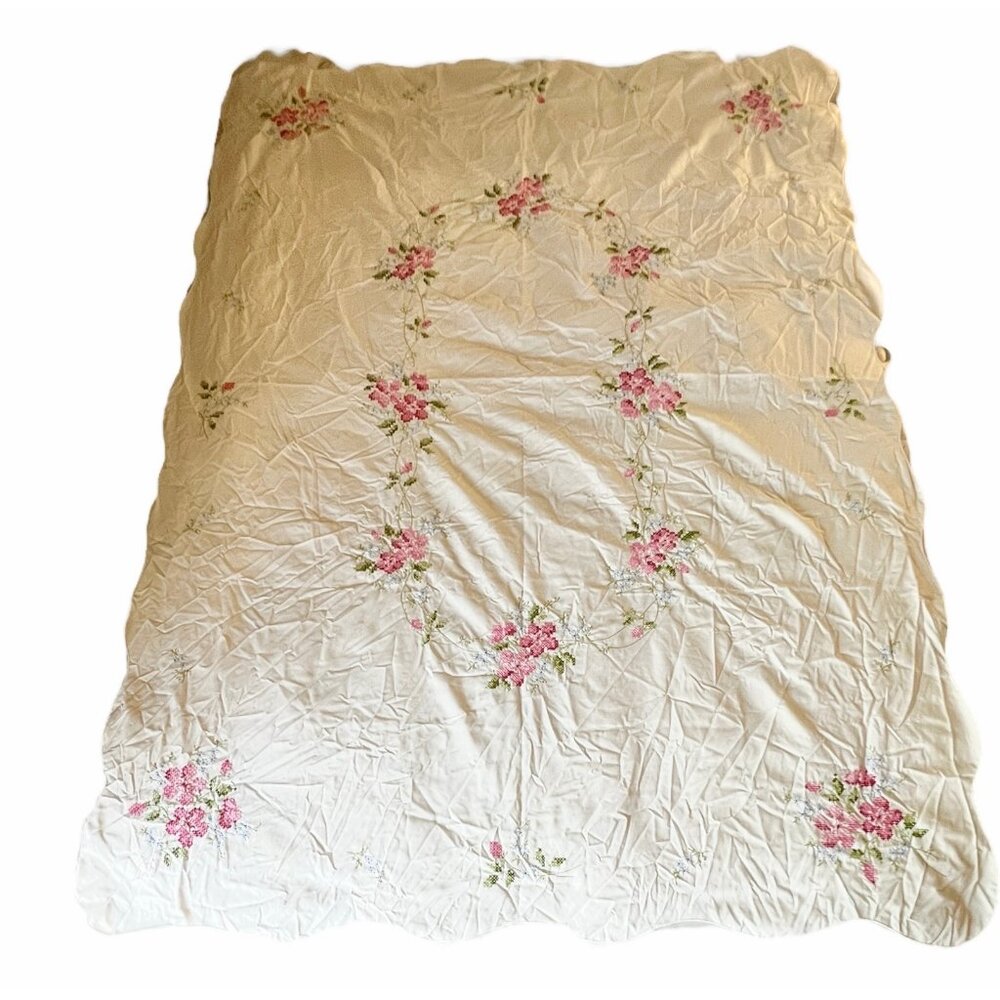 Beige Floral Embroidered Tablecloth 67" X 49" Pink & Blue Cross-Stitch VTG - Picture 2 of 13
